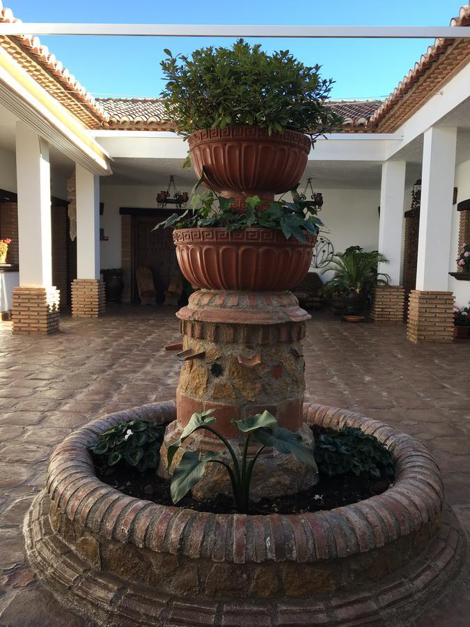 La Hacienda Del Marquesado Hotel Albunan Exterior photo